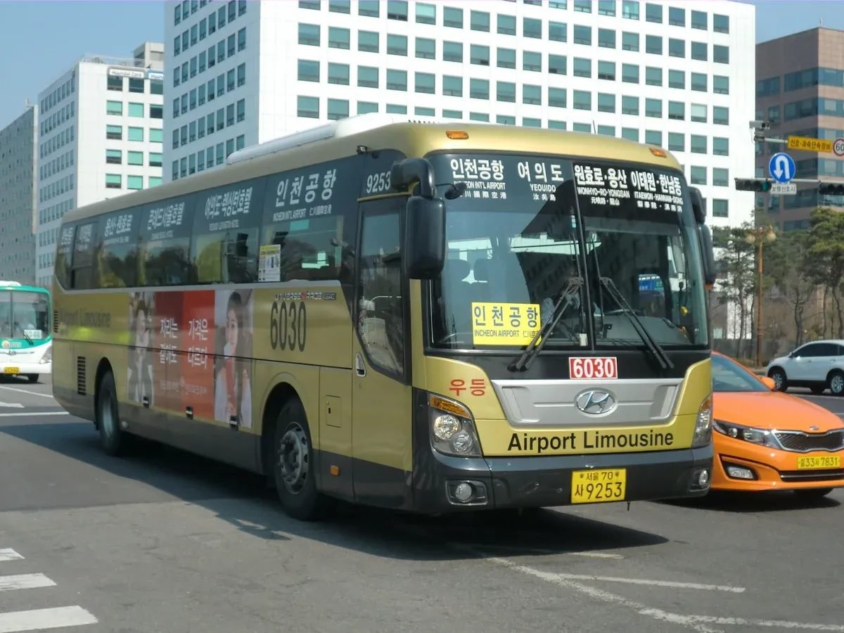 Airport limousine bus from Incheon Airport to Seoul, a convenient transfer option for travelers with luggage